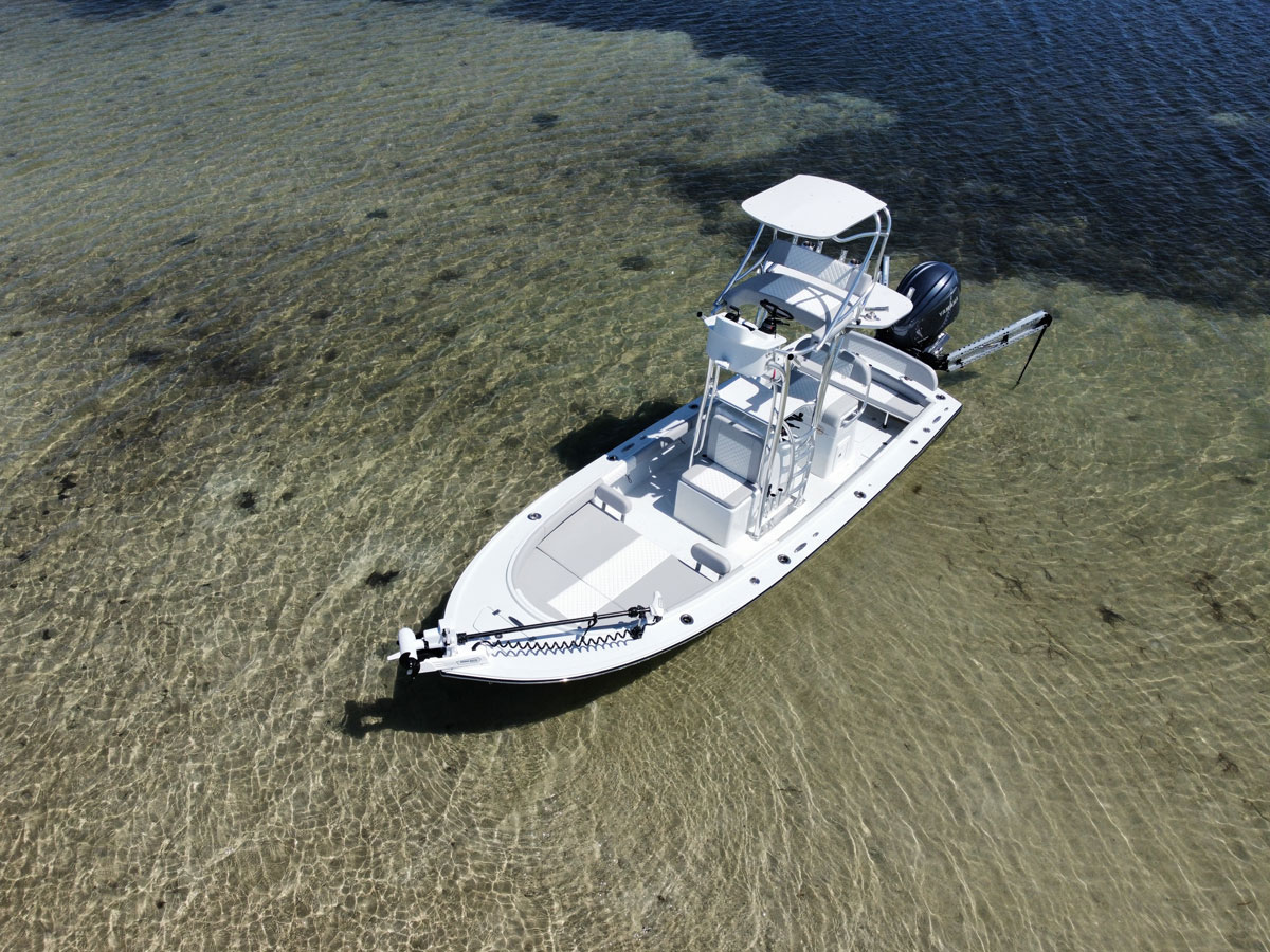23 Dorado SE Custom Fishing Boat - Dorado Boats
