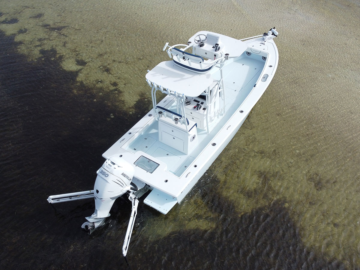 25 Dorado Flat Deck Custom Fishing Boat - Dorado Boats