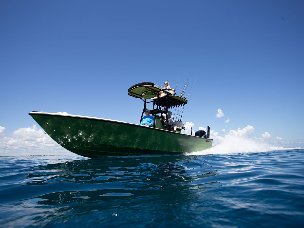 25 Dorado Flat Deck Custom Fishing Boat - Dorado Boats